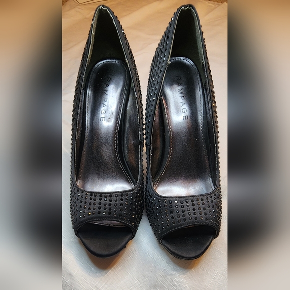 Rampage Elegant Black Studded Heels Rhinestones Sz 7.5 - Picture 4 of 9